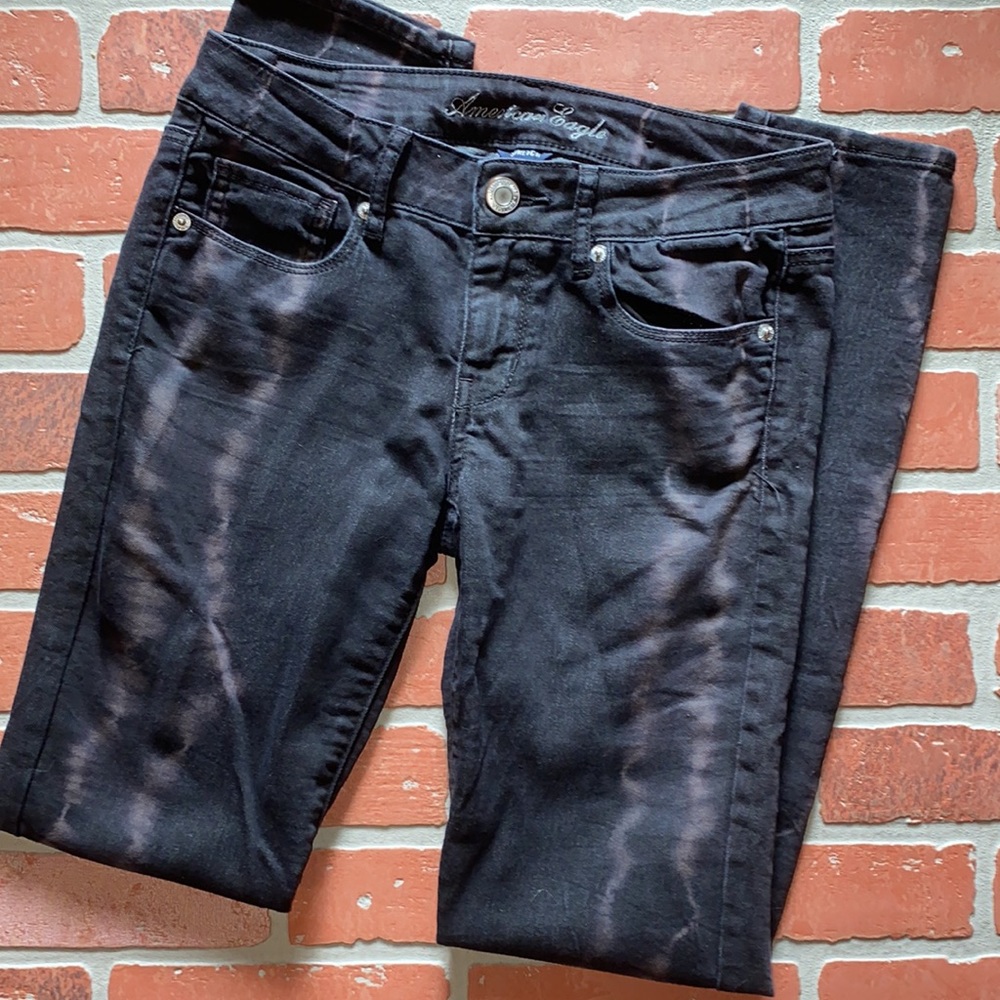 American Eagle bleached accent black skinny jeans
